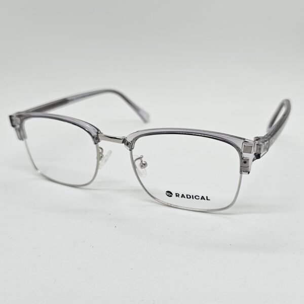 Radical 1101C2 sin Radical 1101C2