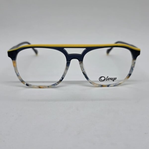 Loup 1803C1 frontal Loup 1803C1