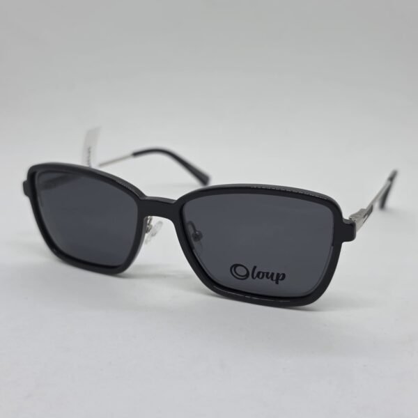 Loup 1329C2